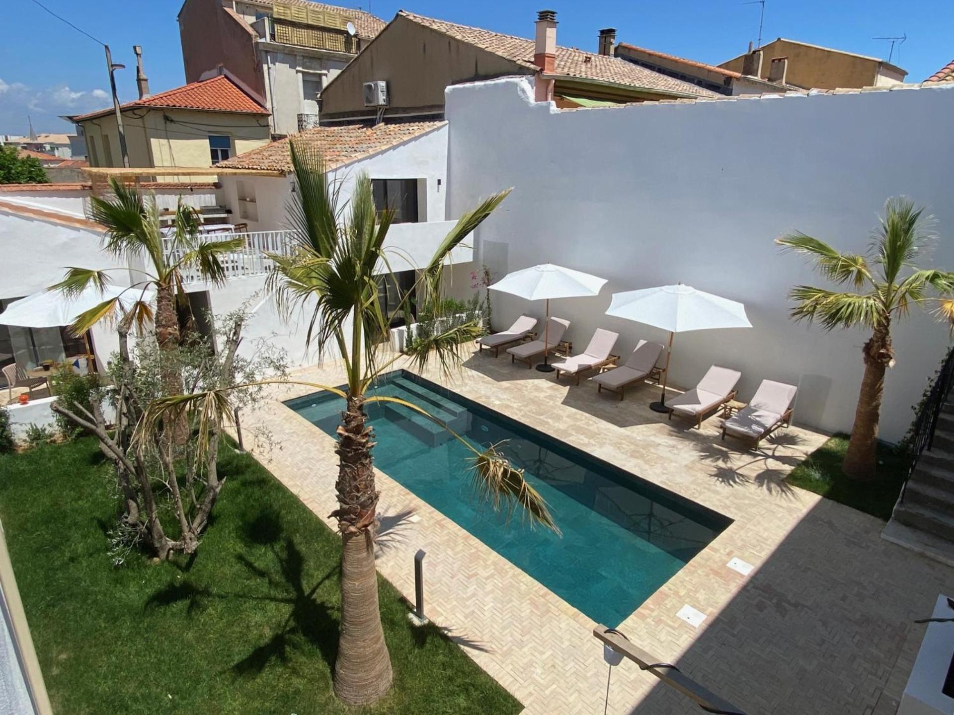La Maison De Ville - Piscine - Spa Σετ Εξωτερικό φωτογραφία