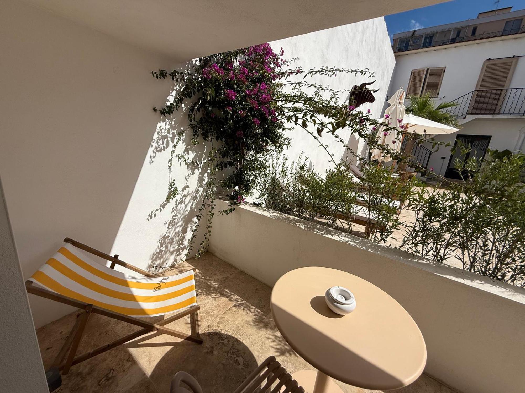 La Maison De Ville - Piscine - Spa Σετ Εξωτερικό φωτογραφία